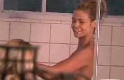 Denise Richards u reality showu gola u kupaonici