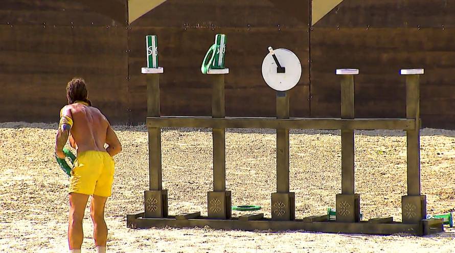 Zahtjevan poligon u Survivoru: Roko i Nemanja pobijedili, no ni jedan nije sudjelovao na večeri