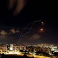 VIDEO Raketiranja ne prestaju: Nebo iznad Gaze svijetli kao da je dan od količine projektila