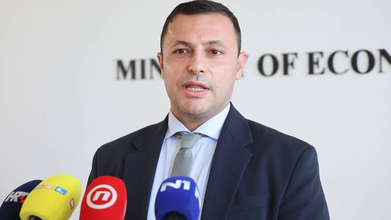 Ministarstvo ne odustaje od baznih cijena: Evo što se mijenja za kupce i trgovce