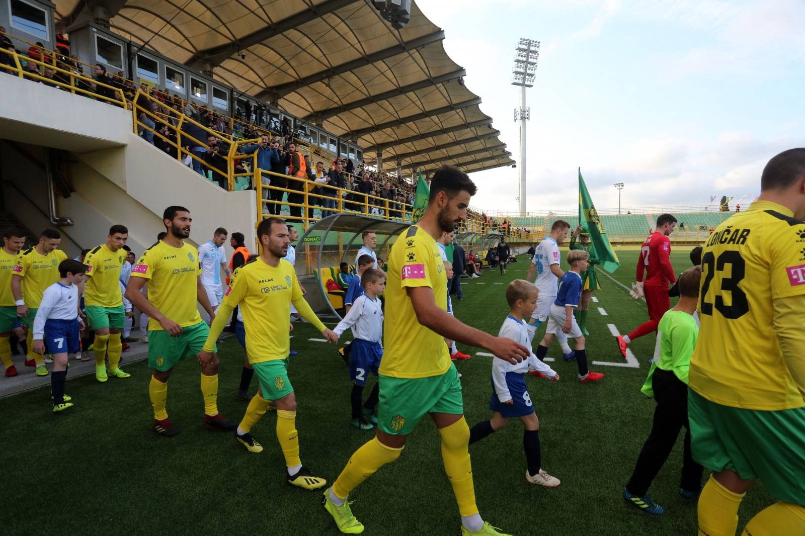 HNK Rijeka i NK Slaven Belupo sastali se u 27. kolu HT Prve lige