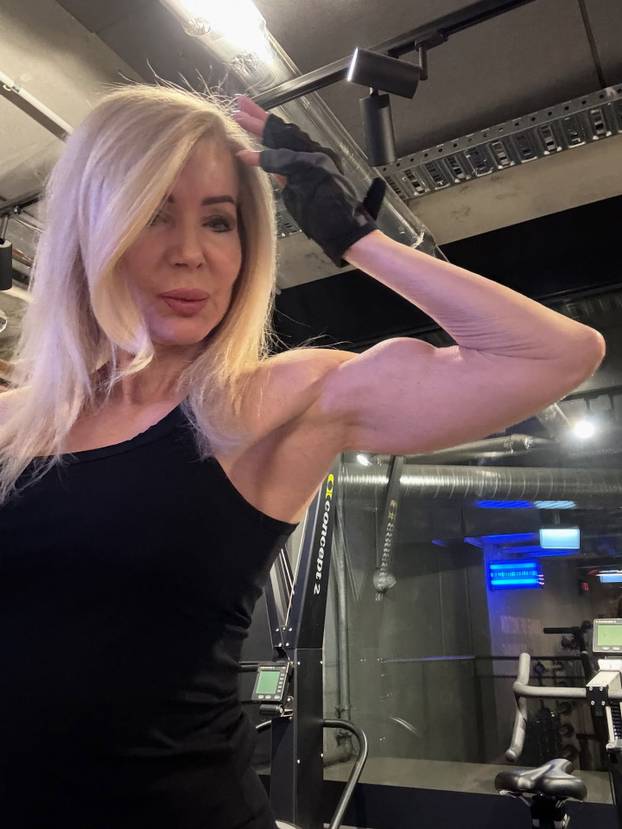 FOTO Superfit baka ide na bodybuilding natjecanje: Broj godina? Svi se šokiraju kad čuju