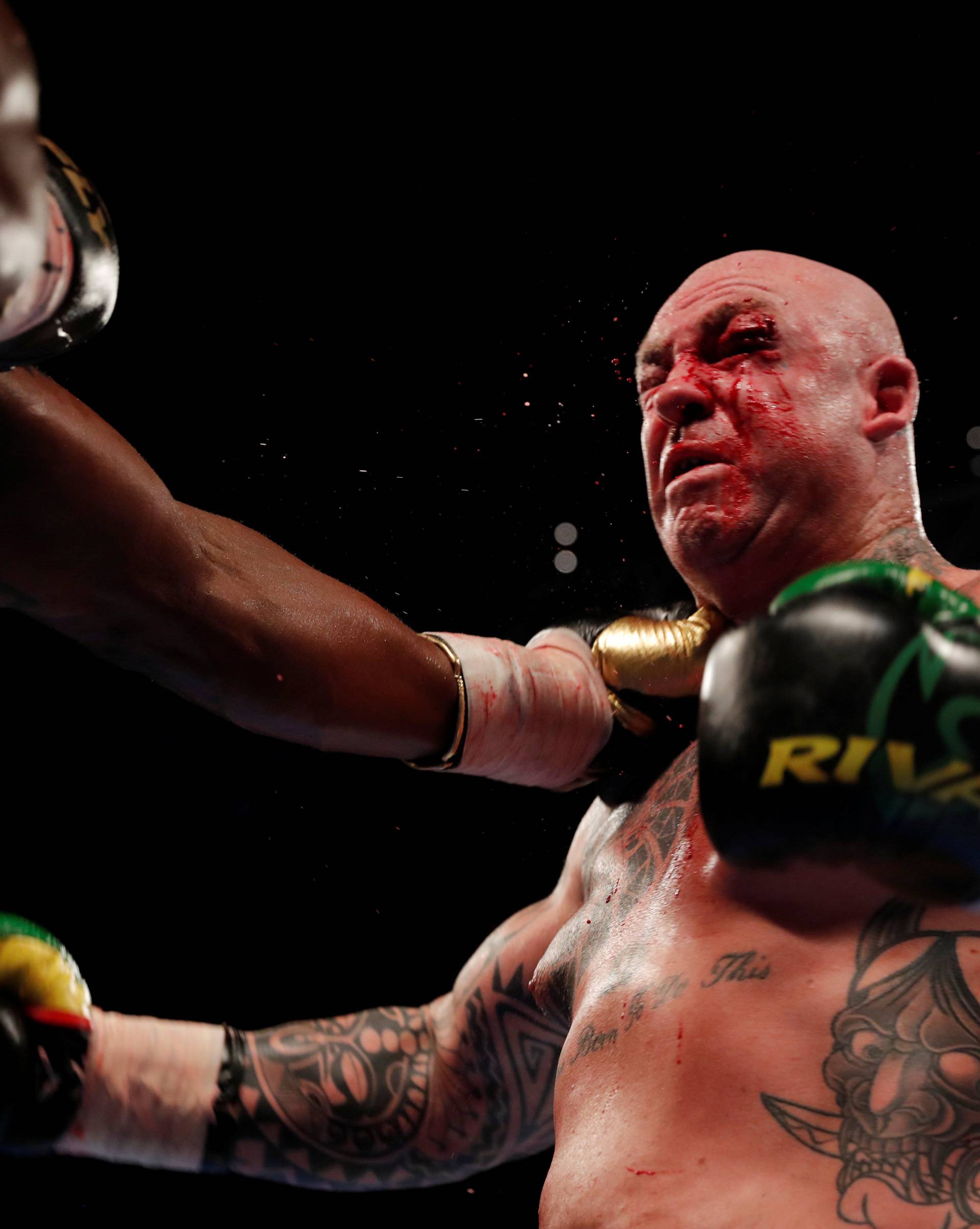 Dillian Whyte vs Lucas Browne - WBC Silver Heavyweight Title