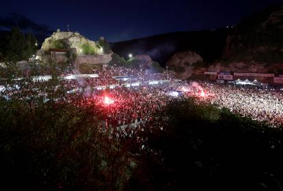 FOTO Spektakl u Imotskom: Evo kako je izgledao koncert Bulića, Thompsona i Zečića na stadionu