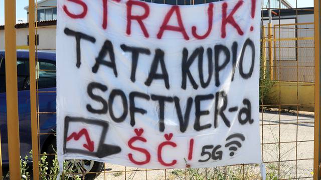 Šibenik: Radnici tvrtke Ceste Šibenik d.o.o  nastavili sa štrajkom