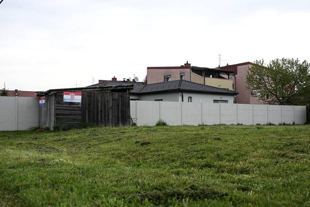 Samobor: Drvena baraka na adresi Gradna 85g