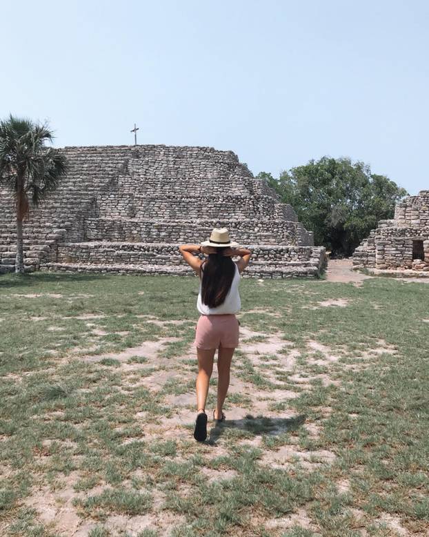 FOTO Nekad kraljica ljepote, a danas nogometna sutkinja. Selene oduzima dah na terenu