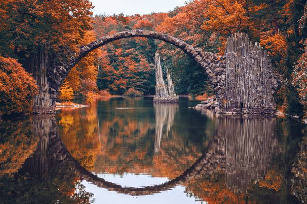 Rakotz Bridge (Rakotzbrucke, Devil