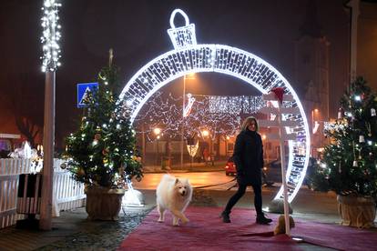 Središte Križevaca uredili u blagdanskom duhu - sada ono uveseljava svakog prolaznika