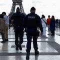 Pariška policija pucala u ženu koja je u metrou prijetila da će se raznijeti. Vikala: Allah Akbar