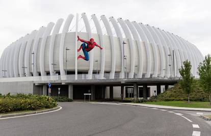 Udarna vijest! Spiderman viđen na ulicama Zagreba