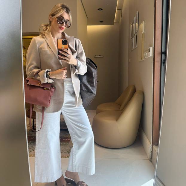 FOTO Naša prekrasna novinarka zaljubila se u ikonu Reala. Brak im je kao iz bajke, dobili i sina