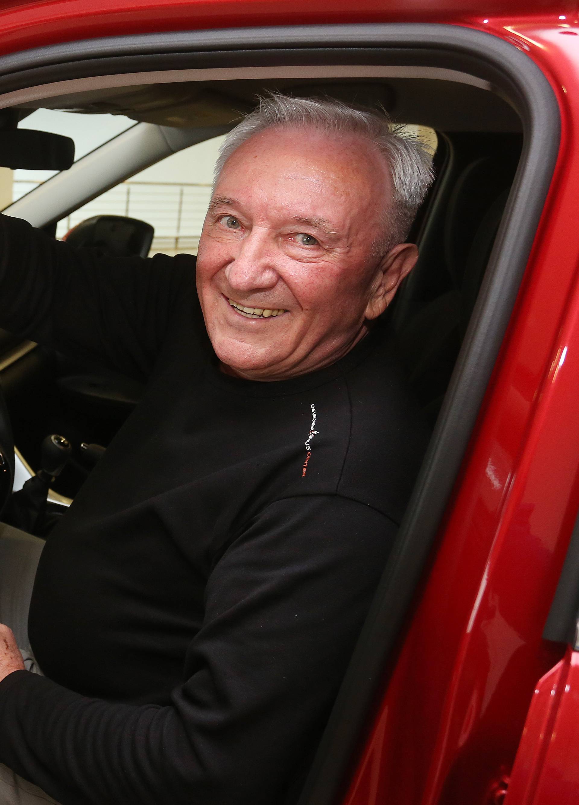 Sretni dobitnik: Hvala vam na super autu za 70. rođendan