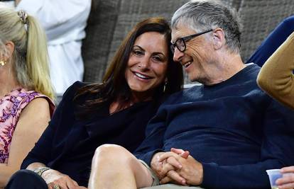 Bill Gates opet ljubi? Snimili ga u društvu udovice Paule Hurd