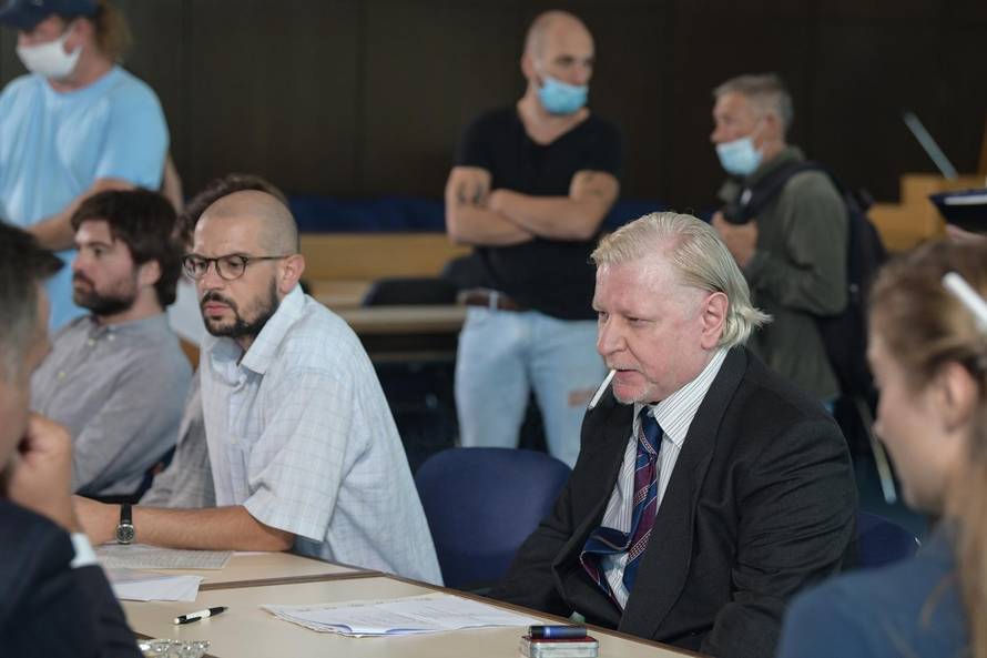 Snimanje serije na krilima crnih labudova: 'Susreli su se korona i potres. Nije moglo biti gore...'