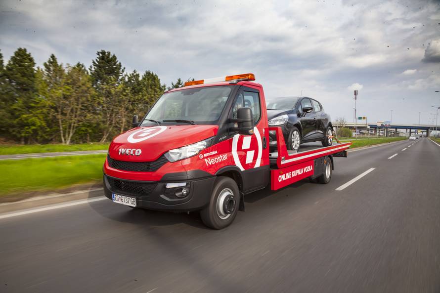 Na kućni prag su dostavili prvi auto kupljen online u Hrvatskoj