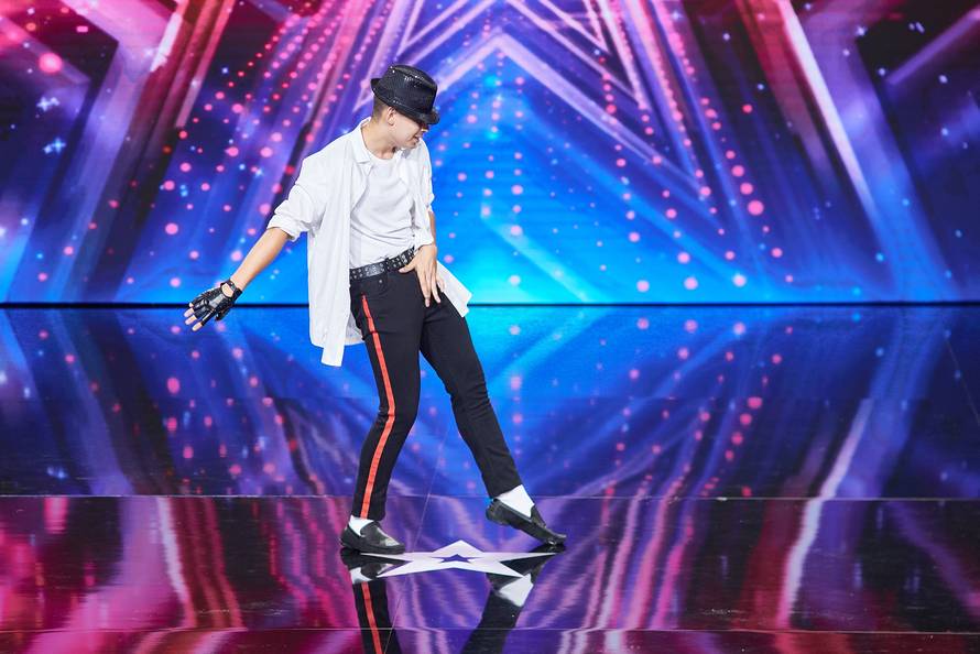 Martina je pobjegla: Šokirao je natjecatelj koji slika penisom