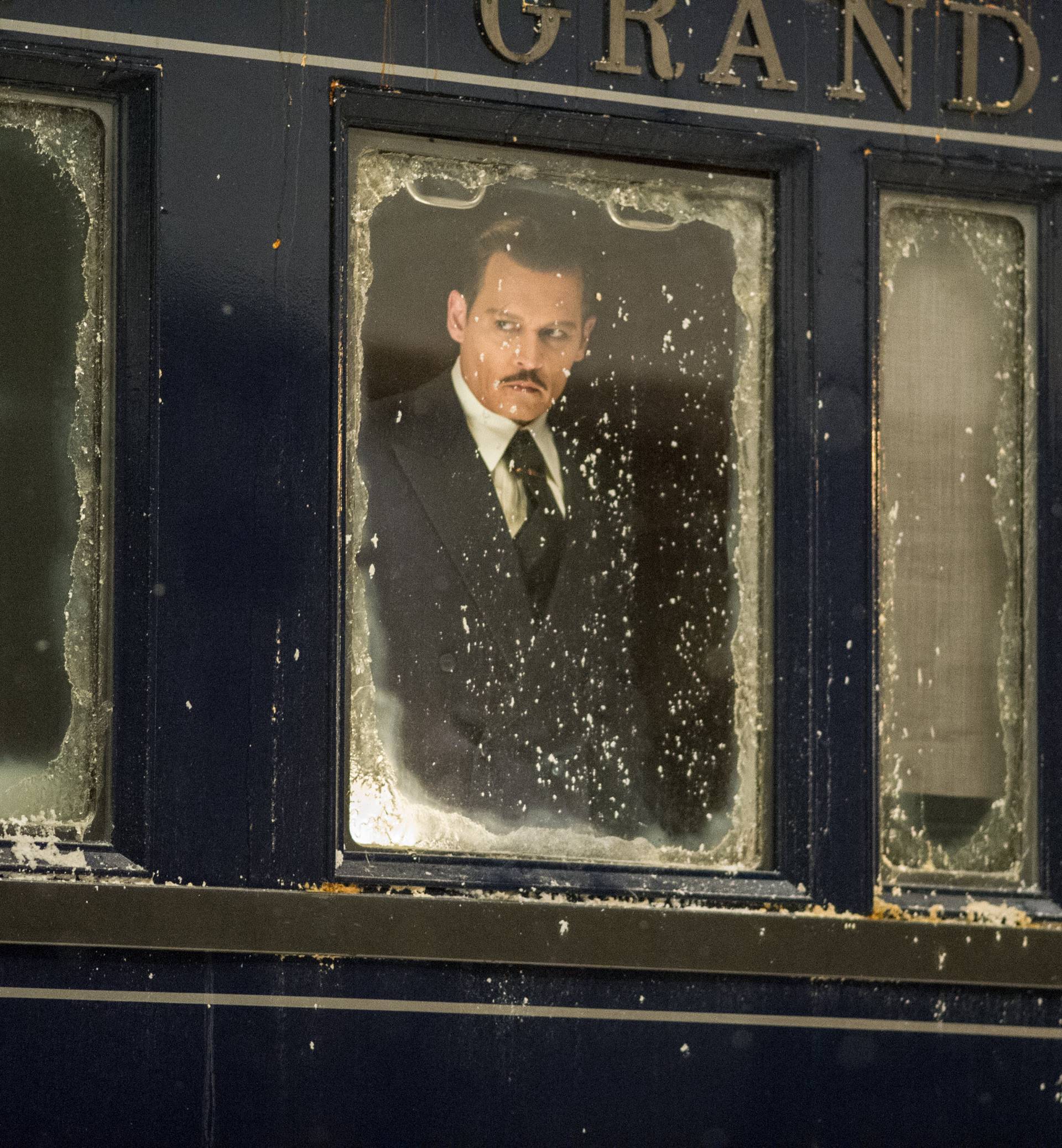 Novi Poirot izgubio je poznate brkove, ali i belgijski naglasak