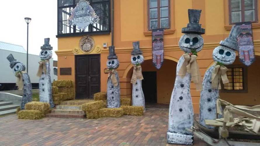 Velika Gorica: Vrijeđaju vjerske osjećaje katolika pa ih uklonili?