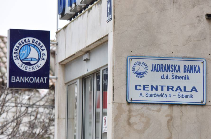 Četvero uhićenih: Jadransku banku oštetili za 42 milijuna kn