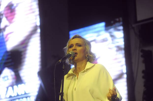 Beograd: Vanna je održala koncert u BitefArtCafe klubu