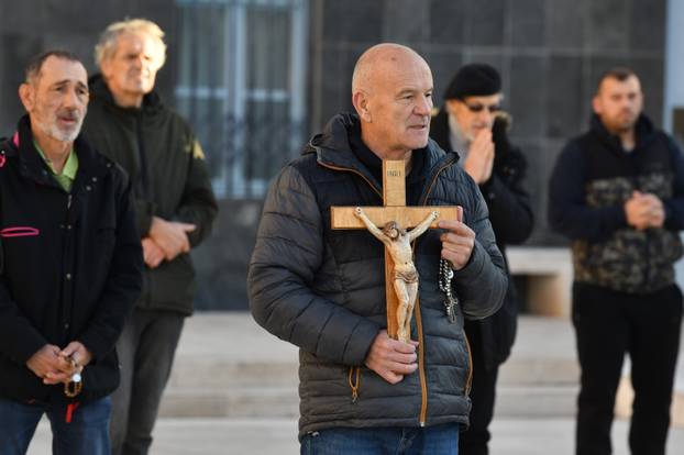 Šibenik: Muška molitva krunice svake prve subote u mjesecu