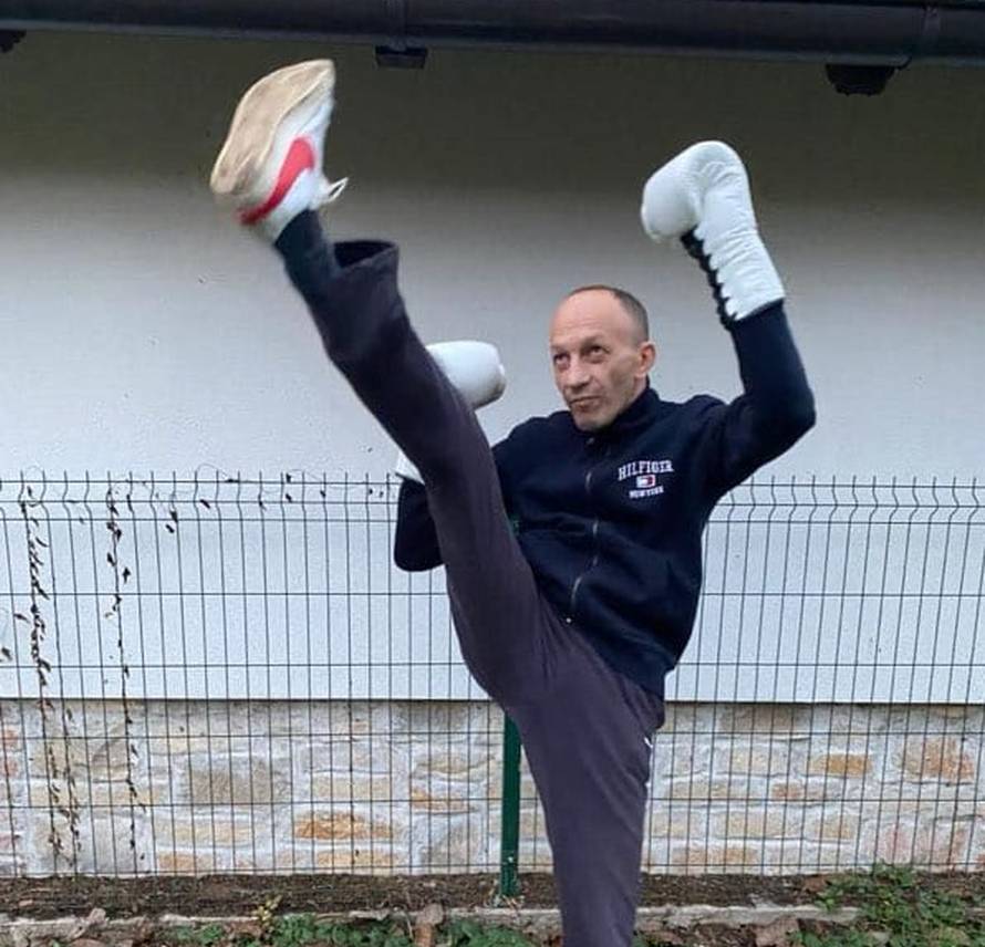 Kako je crna Ana usosila kung-fu župana? 'Trebao je sazvati ljude, a  otišao je na rođendan'