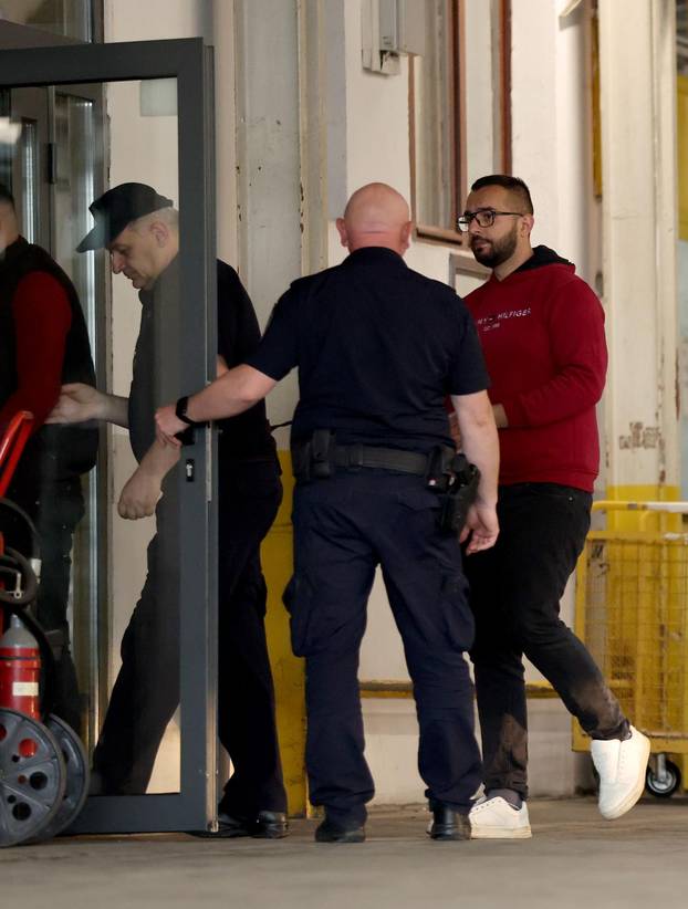 Zagreb: Privođenje osumnjičenih u aferi Taksi