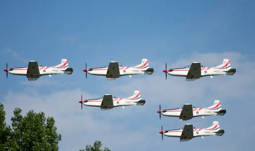 Aeromiting: Posjetitelji uživali u spektakularnom programu