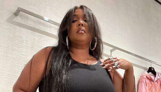 FOTO Lizzo pozirala u badiću: Izgubila je gotovo 30 kila, a kratko je koristila i Ozempic