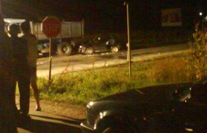 U sudaru auta i teretnjaka u Koprivnici poginuo vozač