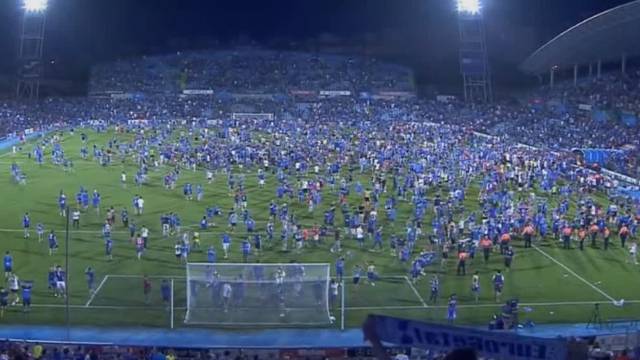 Tisuće navijača proslavile su Getafeov povratak u La Ligu!