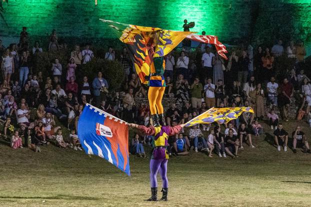 Otvoren je  13. Srednjovjekovni festival u Svetvinčentu