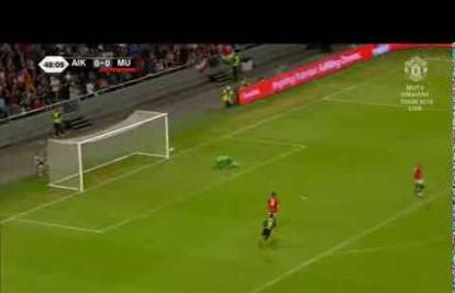 Manchester United remizirao s AIK-om: Prelijep gol Quasiona