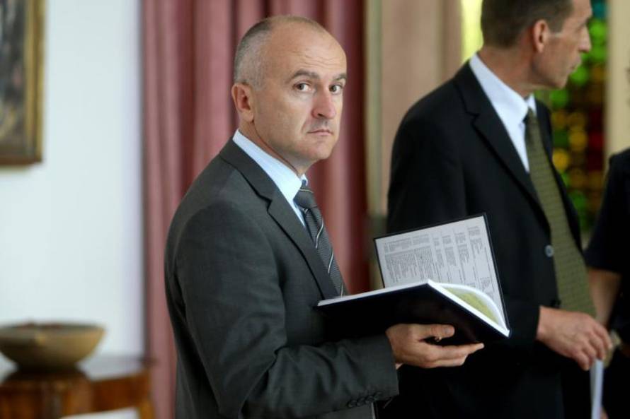 Matić: Tužbe pripadnika HVO-a stajale bi proračun 60 mlrd. kn