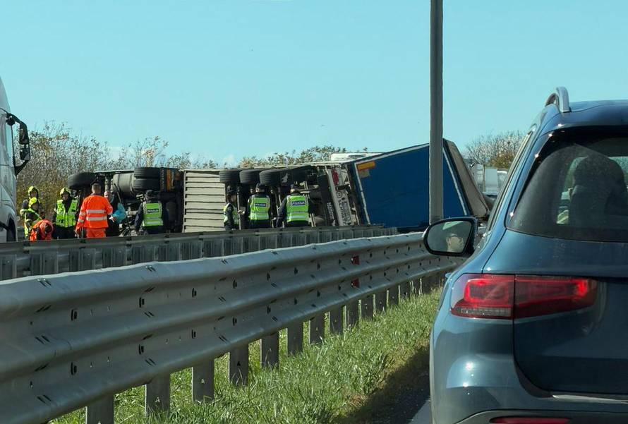 VIDEO Što je ovo, majko mila?! Transformer na A3: 'Taj kamion je bio u onoj strašnoj nesreći'