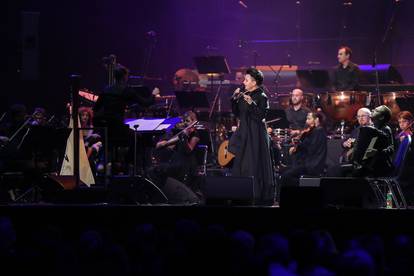 Zagreb: Amira Medunjanin održala koncert u Areni Zagreb