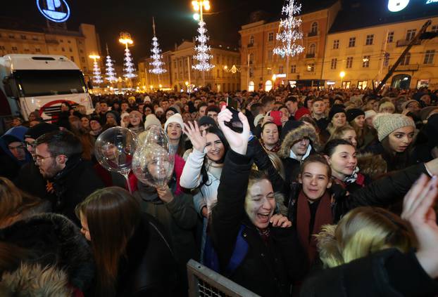 Zagreb: 13. humanitarni boÅ¾iÄni koncert Å½elim Å¾ivot