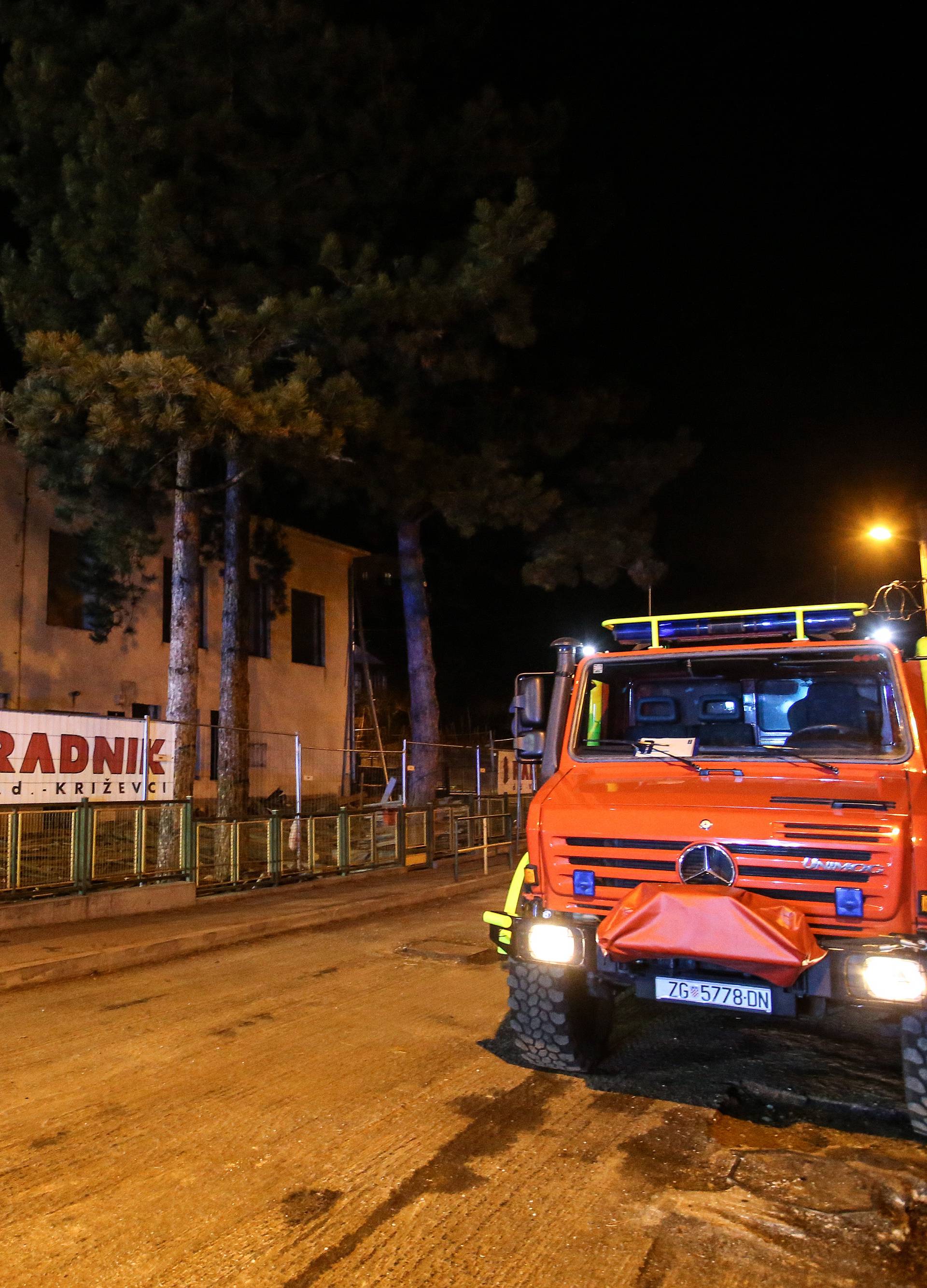 Buknuo požar u školi Vidovec: Vatra je krenula iz kotlovnice