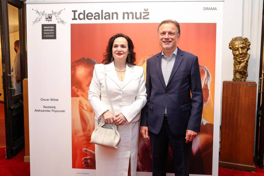 Zagreb: Poznati na premijeri predstave "Idealan muž"