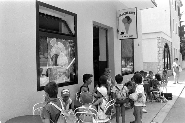Ljeto u Crikvenici i Selcu, srpanj 1990.