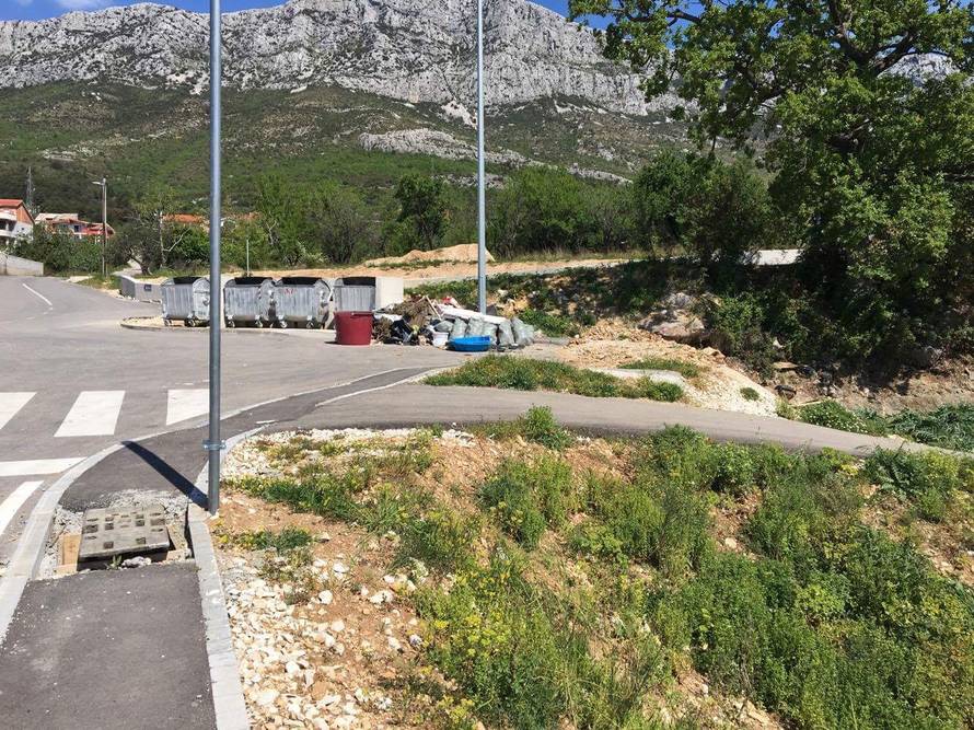 Pa tko ti je dao diplomu? Ovo raskrižje vodi u tuđe dvorište...