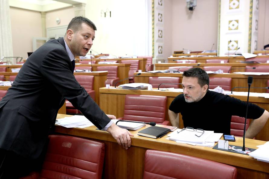 HNS i HSS u Saboru protiv poreza na nekretnine do 2018.