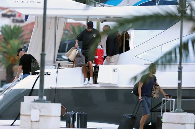 Nakon 7 dana provedenih na jahti Gerard Pique i Clara Chia Marti napustili su Hrvatsku 