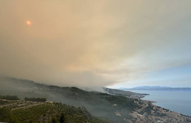 Pogled na zgarište iznad Tučepa