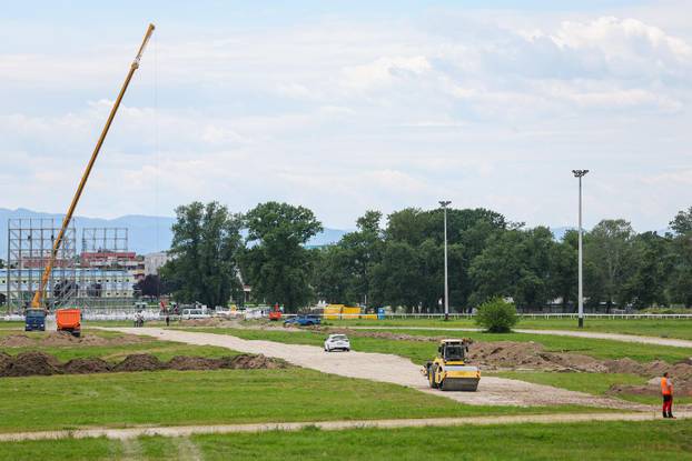 Zagreb: Radovi na Hipodromu za koncert Marka Perkovića