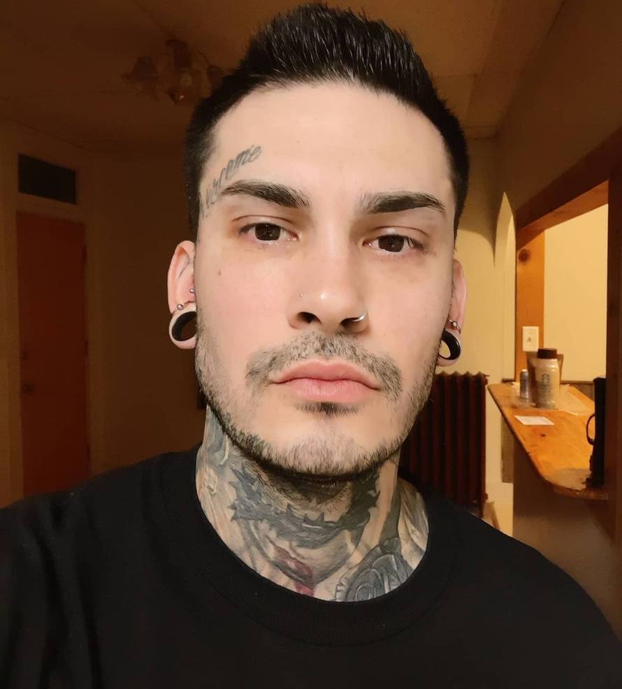 Tik Tok zvijezda tvrdi: Keanu Reeves je moj tata, imam dokaz