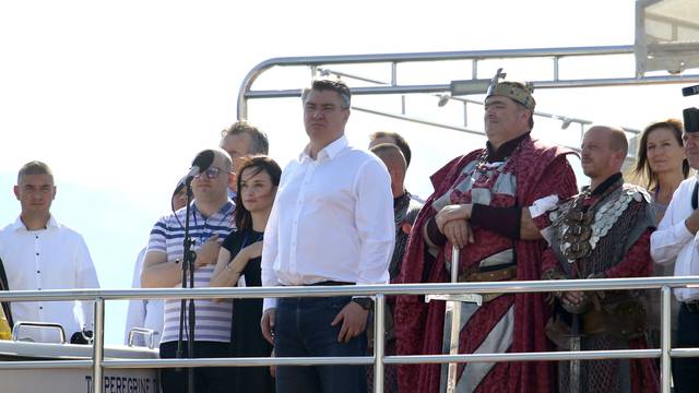 Predsjednik Milanović s broda pratio 23. Maraton lađa na Neretvi