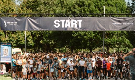 Tisu&cacute;e ljudi na Maratonu nade podr&zcaron;ale borbu protiv raka