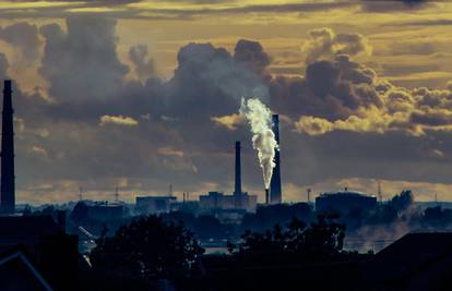 'Zagađenje zraka fosilnim gorivima povezano je sa 1 od 5 smrtnih slučajeva širom svijeta'